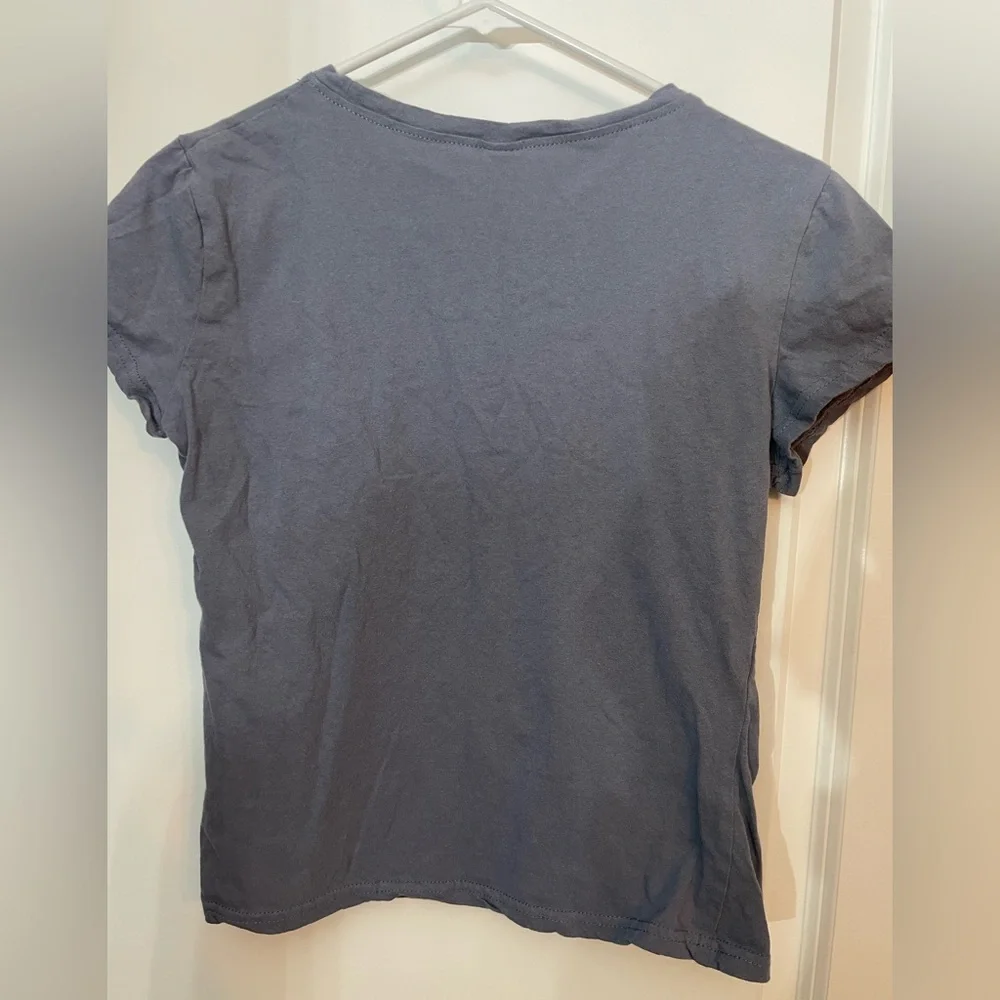Gray Wildflower Tee - Picture 2 of 3